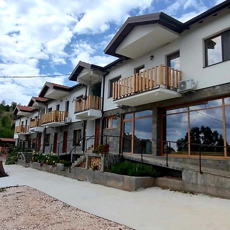 Lesnovo House Tomevski Luaran gambar