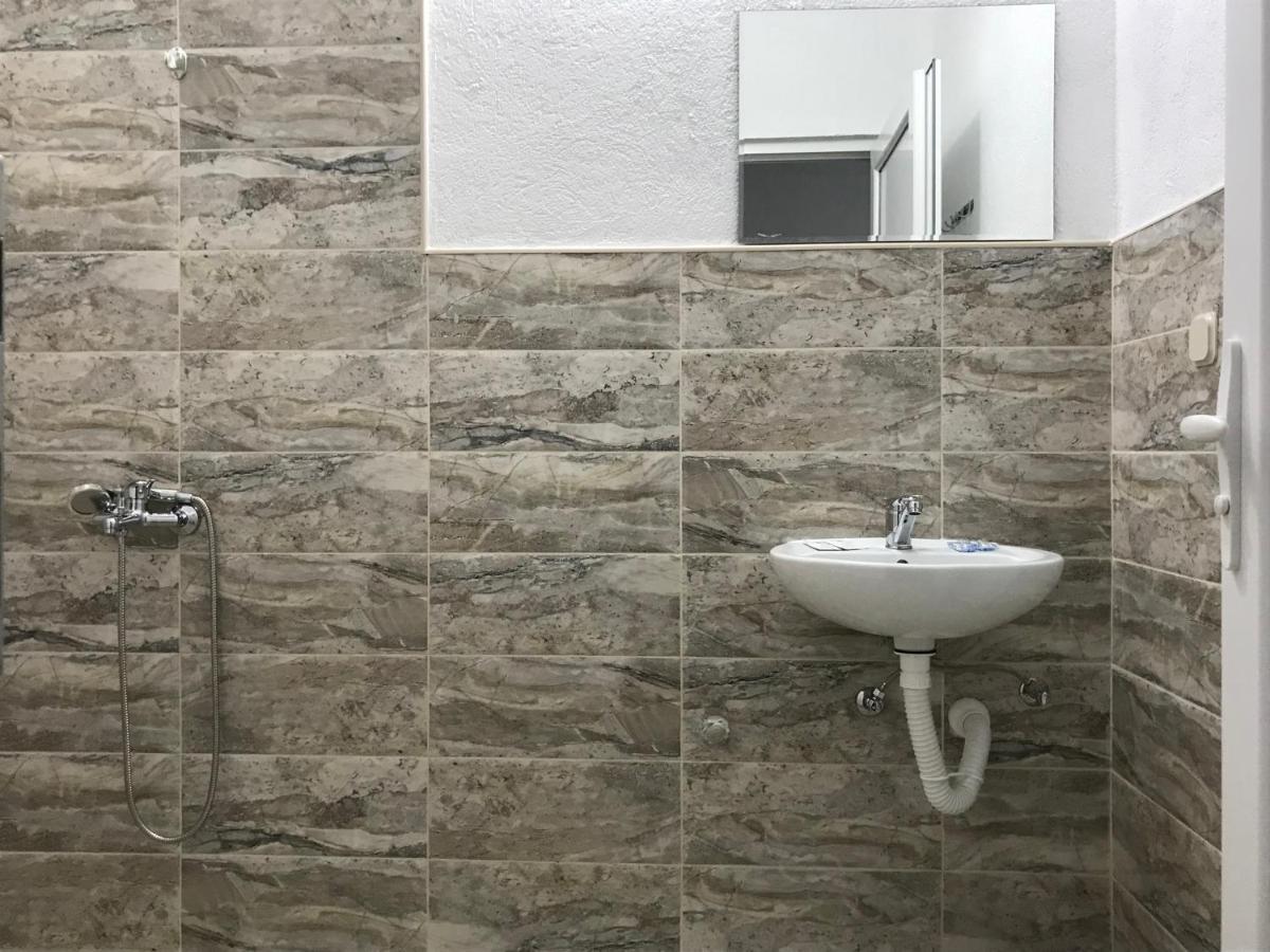 Lesnovo House Tomevski Luaran gambar
